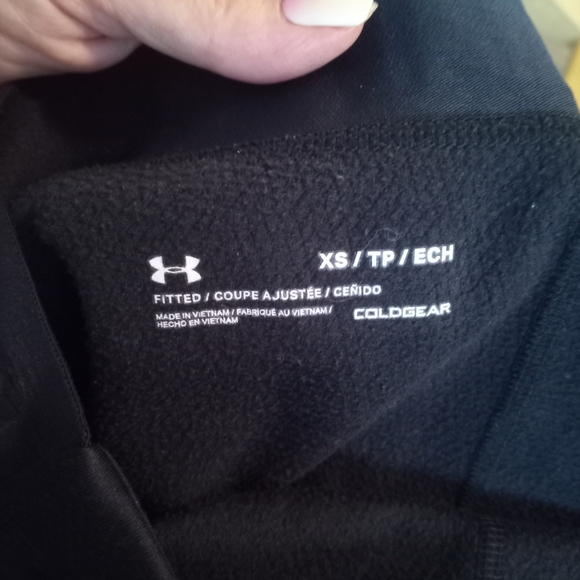 Under Armour Women's Black Leggings - Picture 2 of 4